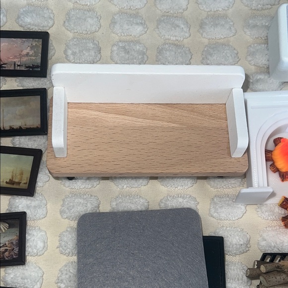 Assorted Home Decor Set - Picture 6 of 10